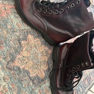 Men's Burgundy Leather Lace-Up Boots